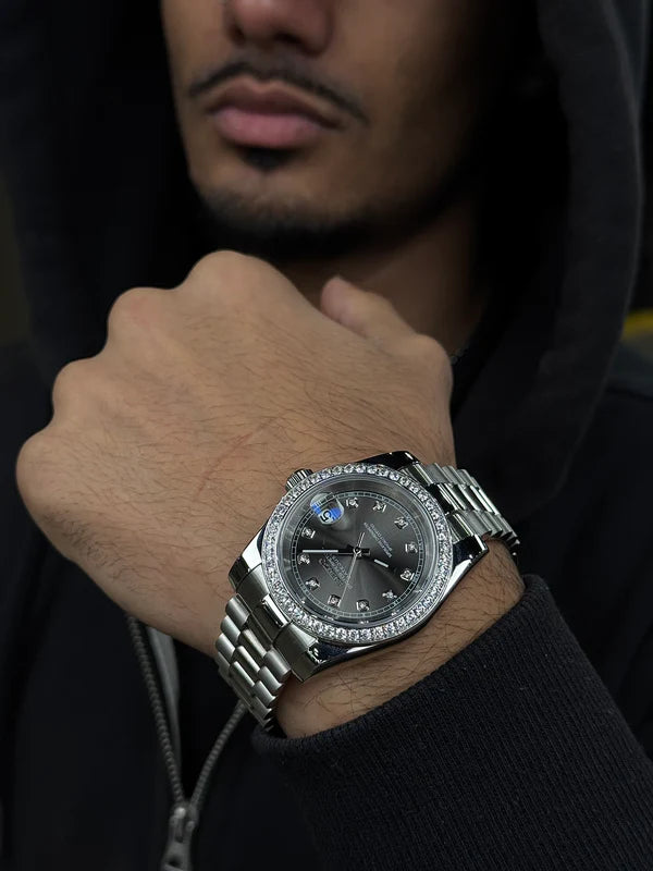 Moonstone Diamond Dial – The Horus Watches